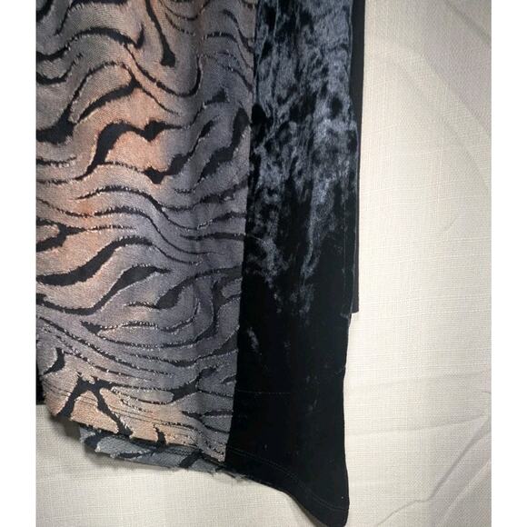 LOGO Women's Lavish Lori Goldstein Black Burnout Velvet Tunic Top L Whimsigoth - Picture 7 of 8